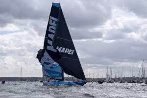 Spectacular collision sends two boats back to Kiel after the spectacular start of the Ocean... - Regattas - Nautical news