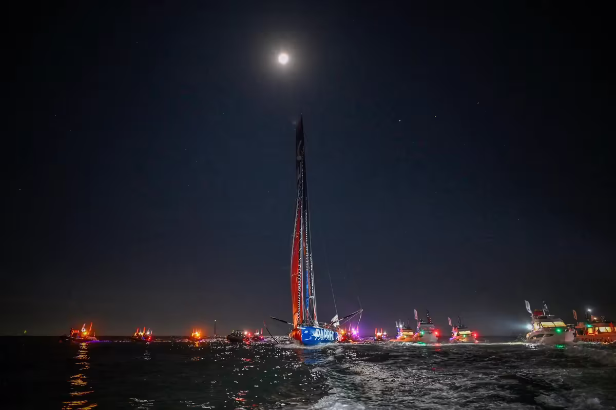 Charlie Dalin Wins the Vendée Globe 2024 and Breaks Historic Record - SailingBoats.com - Nautical news