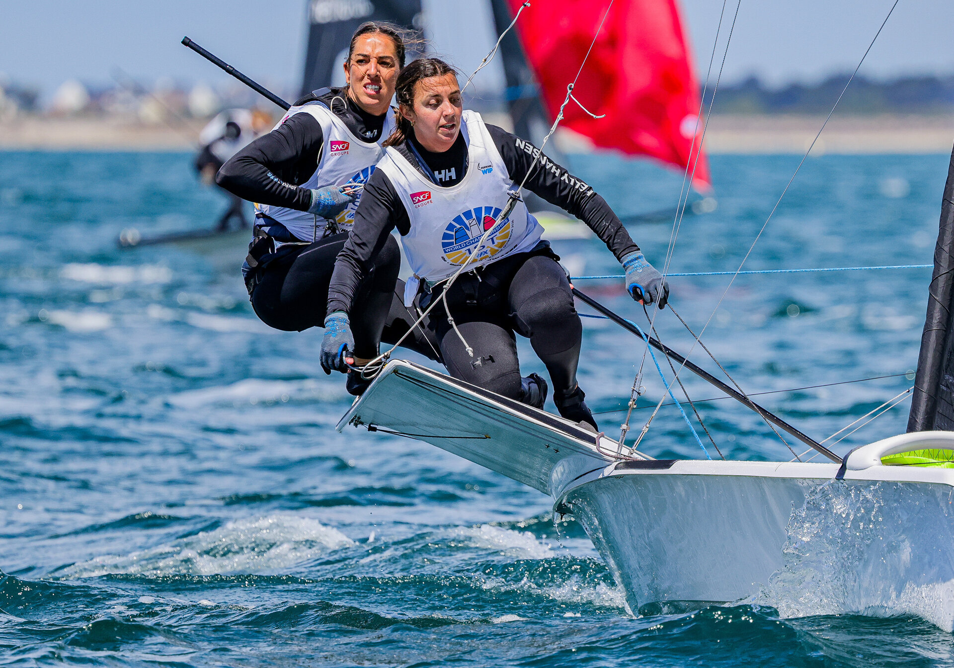 Paula Barceló y María Cantero, subcampeonas del mundo de 49er FX en Quiberon - Regatas - Actualidad náutica